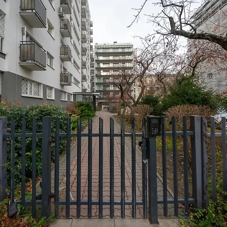 Chmielna - Location, Workspace - By Rentujemy *