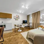 Chmielna - Location, Workspace - By Rentujemy Διαμέρισμα Βαρσοβία