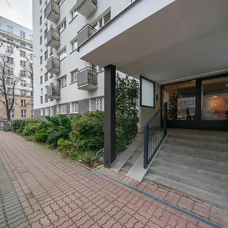 Chmielna - Location, Workspace - By Rentujemy * Warszawa