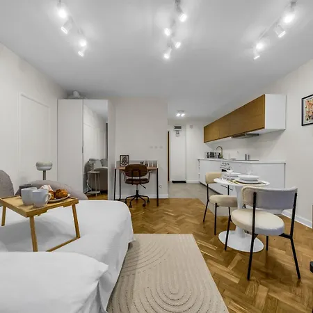 Chmielna - Location, Workspace - By Rentujemy Warsaw