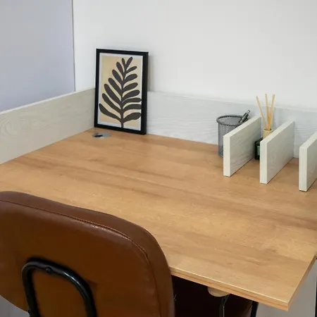 Chmielna - Location, Workspace - By Rentujemy Apartmán
