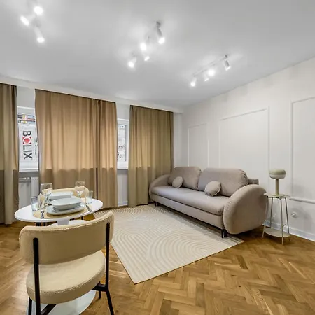 Chmielna - Location, Workspace - By Rentujemy * Warszawa