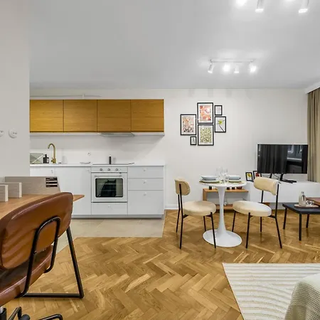 Apartmán Chmielna - Location, Workspace - By Rentujemy