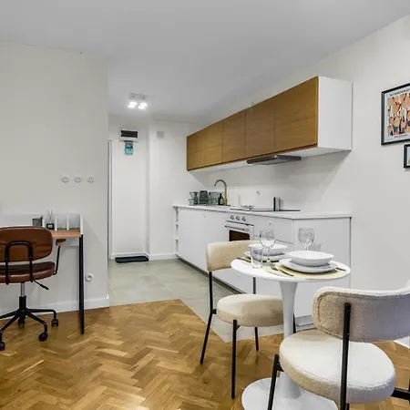 Apartmán Chmielna - Location, Workspace - By Rentujemy *