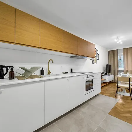 Chmielna - Location, Workspace - By Rentujemy * Warszawa